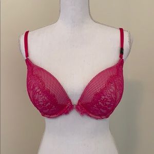 Victoria Secret Very Sexy Push Up Bra Size 34DD